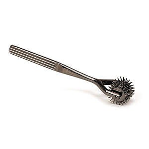 Liebe Seele Five-Row Pinwheel (Pewter), ostnaté kolečko s pěti kotouči